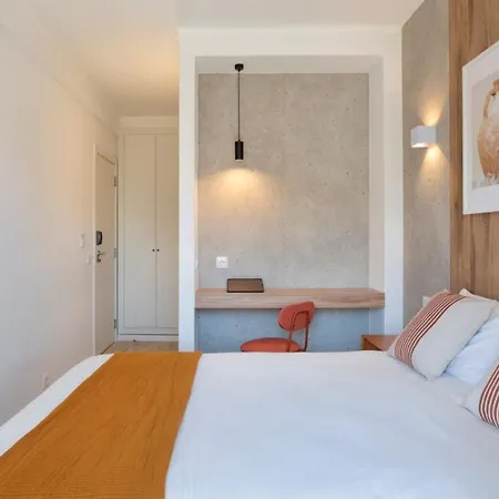 Otel Made 2*