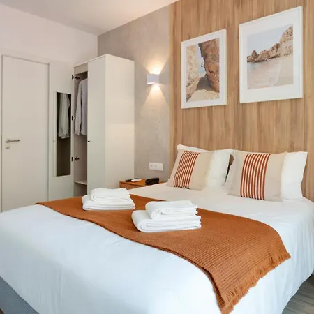 Отель Made Фару