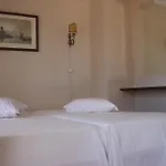 Made 2* Φάρο
