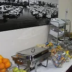 Made Ξενοδοχείο 2*